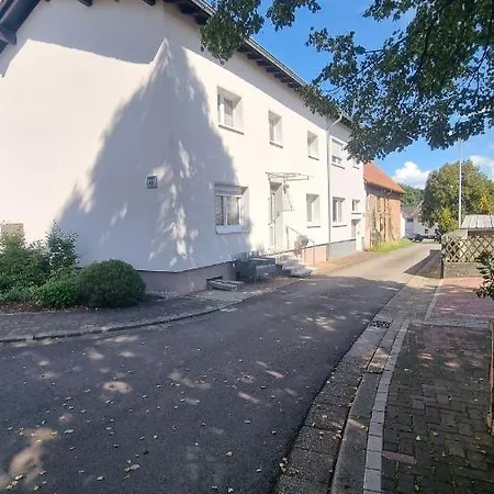 Unter Der Linde Apartment Sankt Wendel Exterior photo